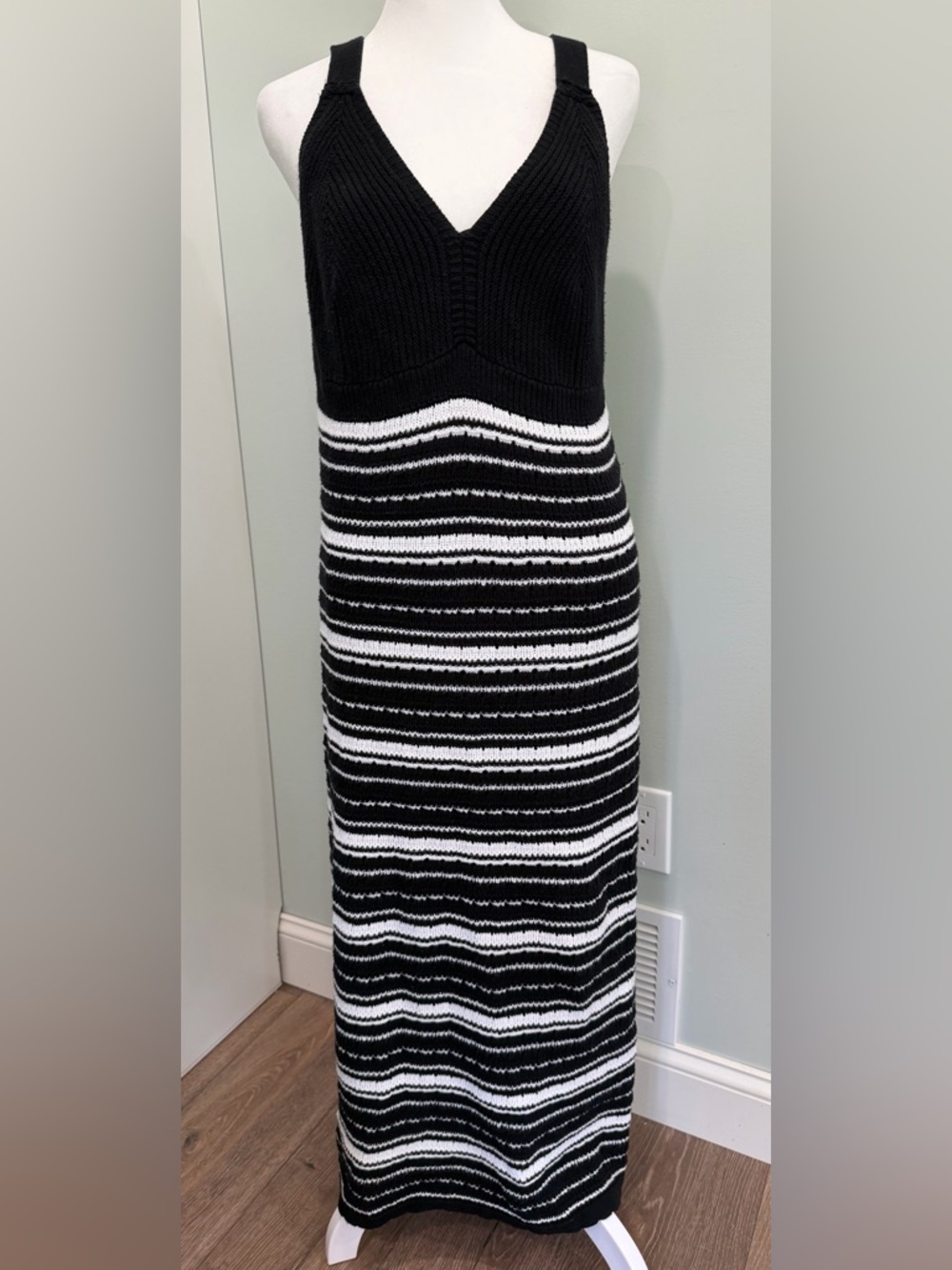 Casa Cabana Junior's Striped Sleeveless Maxi Sweater Dress Size XL Black/White